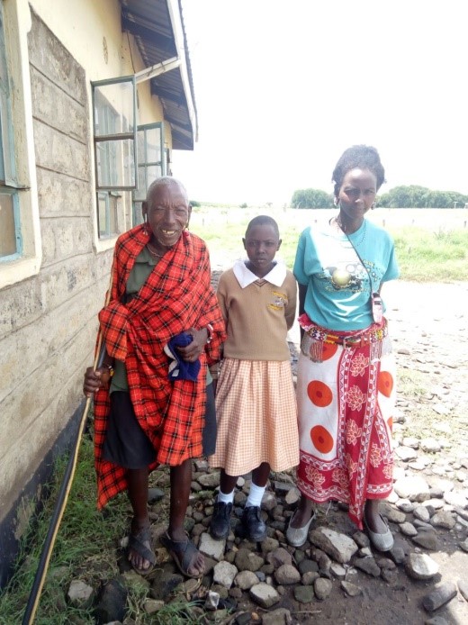Naado Pesi, Father and her Mother